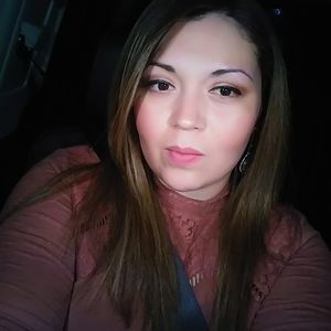 Meet your Posher, Cynthia